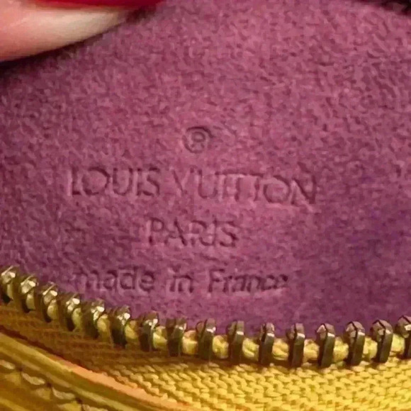 🔥🔥 Authentic Louis Vuitton Yellow Epi Mini Papillon LV Wristlet/Tote/Bag - Picture 12 of 14